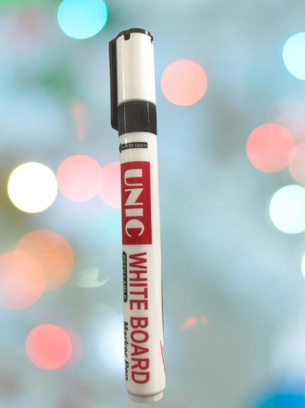 UNIC Refillable White Board Marker Pen - Black colour